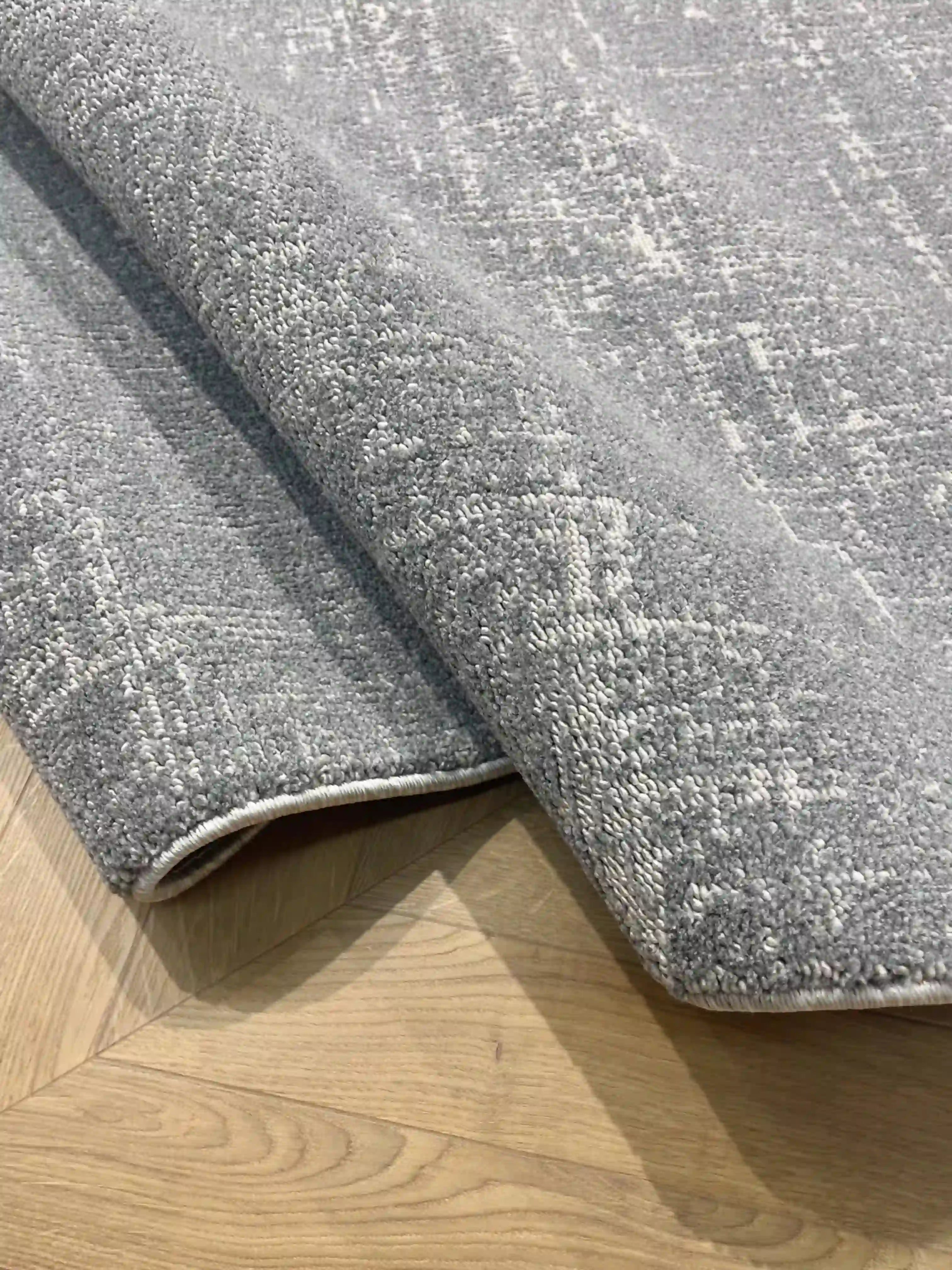 שטיח פררה מונקו חלק 264 02 אפור כהה | FERRERA MONACO