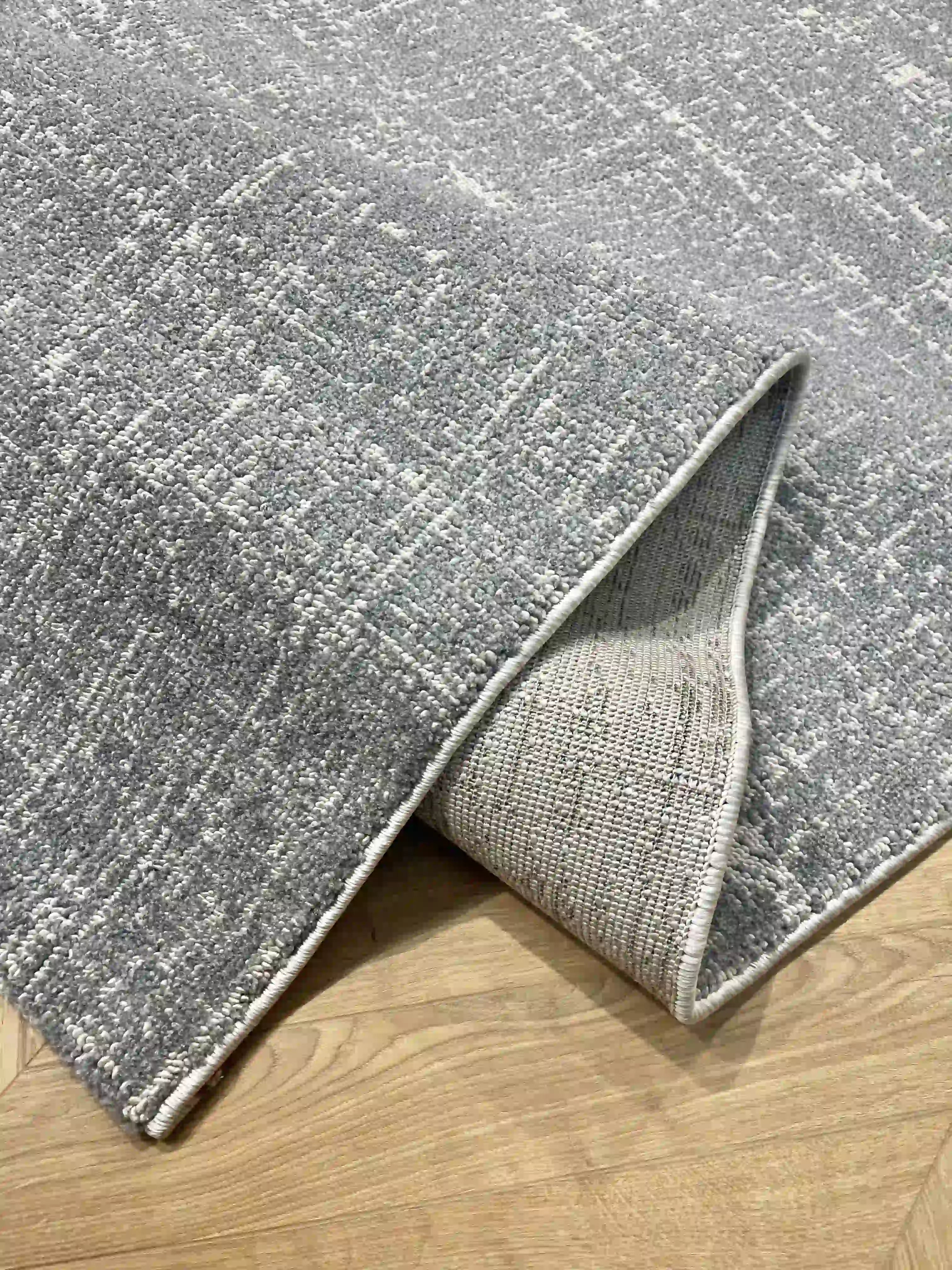 שטיח פררה מונקו חלק 264 02 אפור כהה | FERRERA MONACO