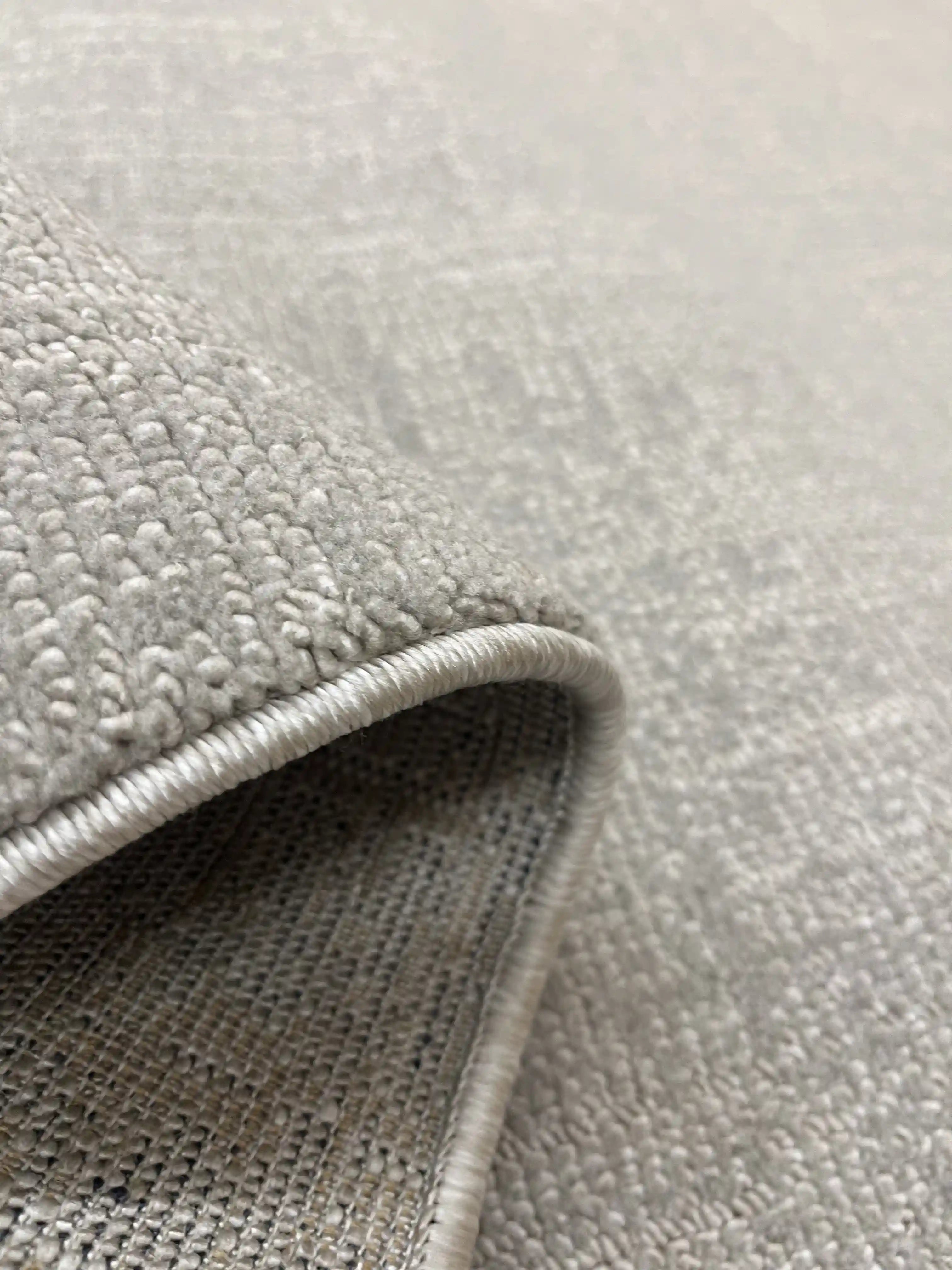 שטיח פררה מונקו חלק 264 03 אפור בהיר | FERRERA MONACO