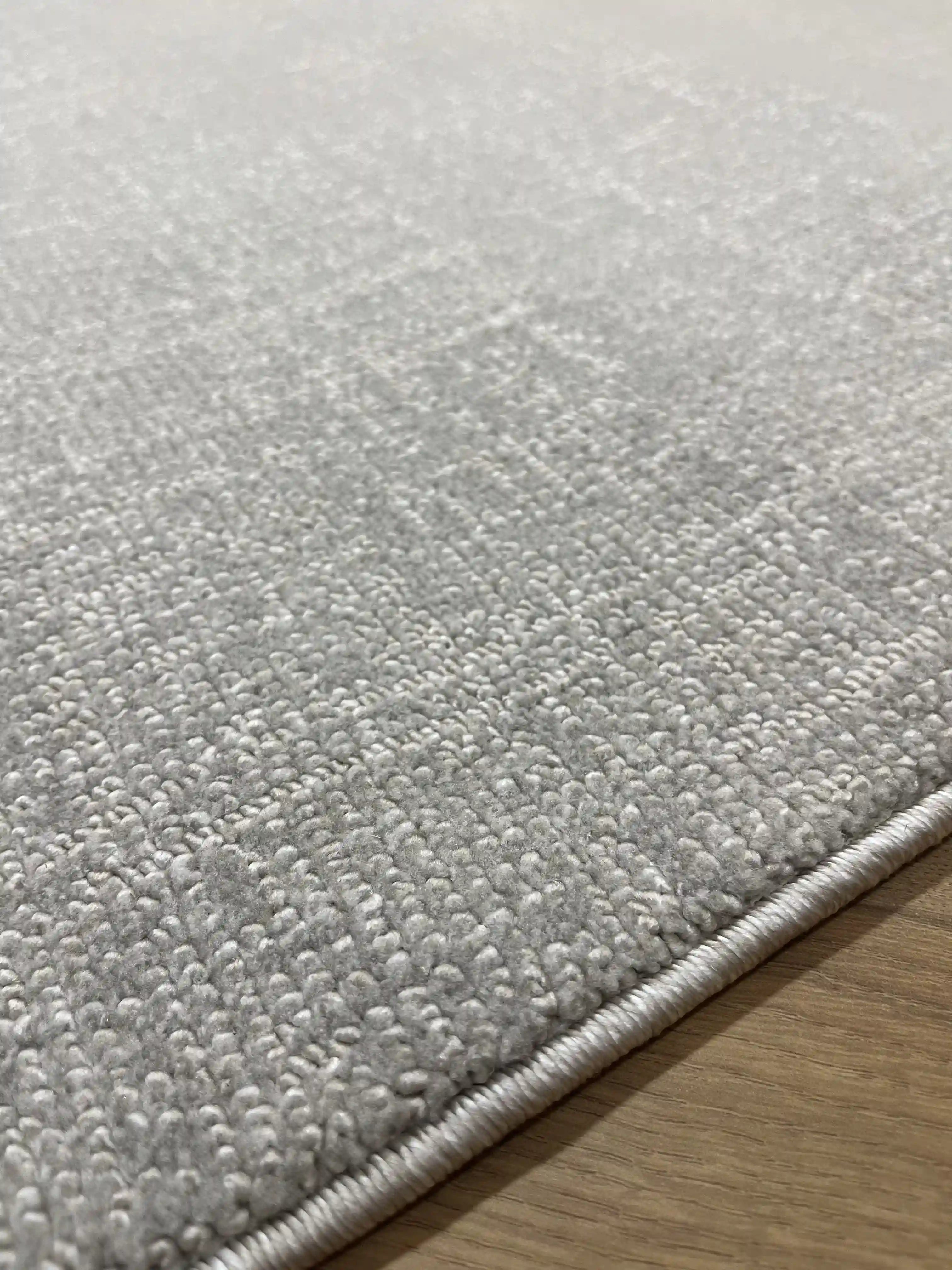 שטיח פררה מונקו חלק 264 03 אפור בהיר | FERRERA MONACO