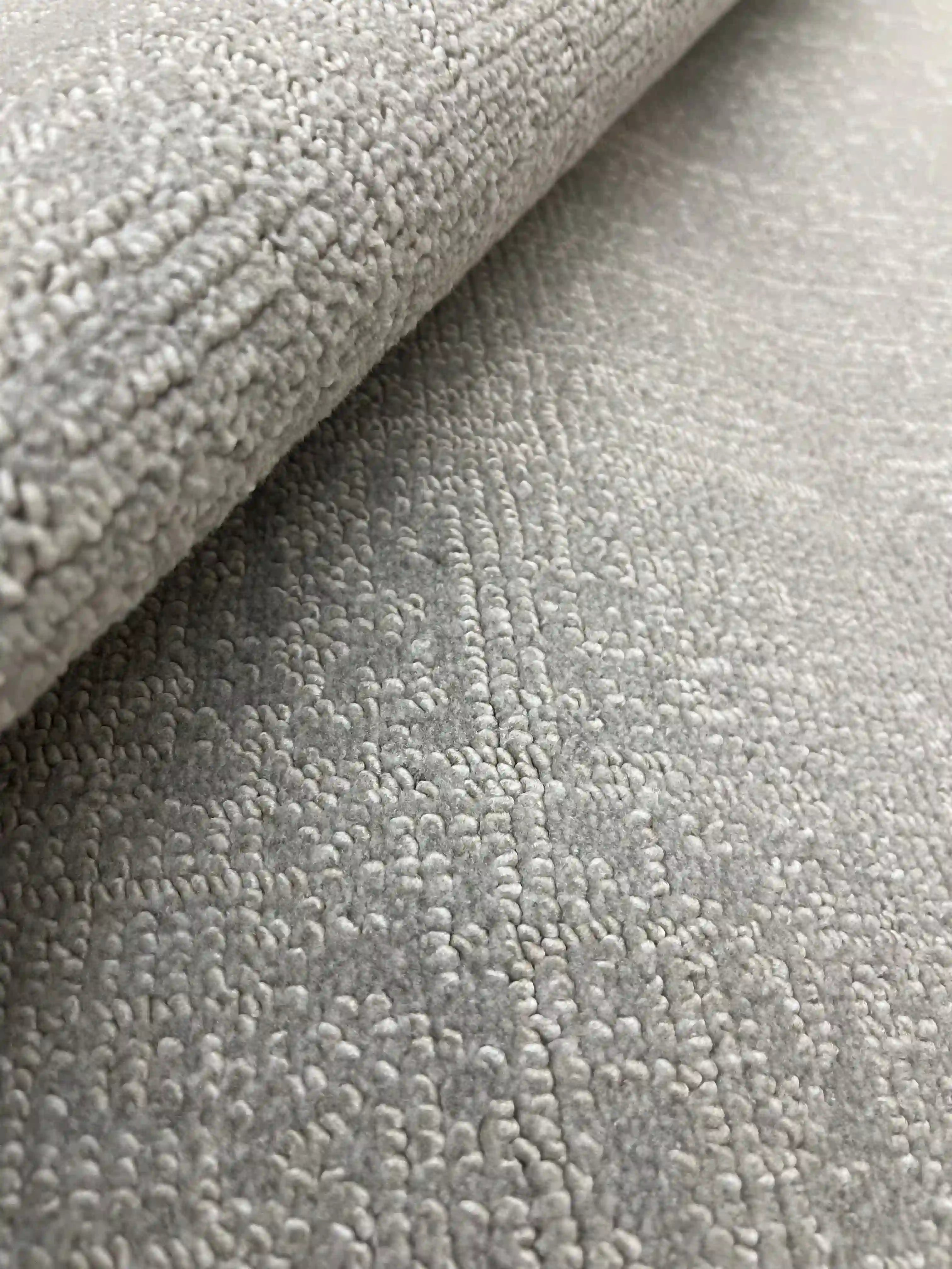 שטיח פררה מונקו חלק 264 03 אפור בהיר | FERRERA MONACO