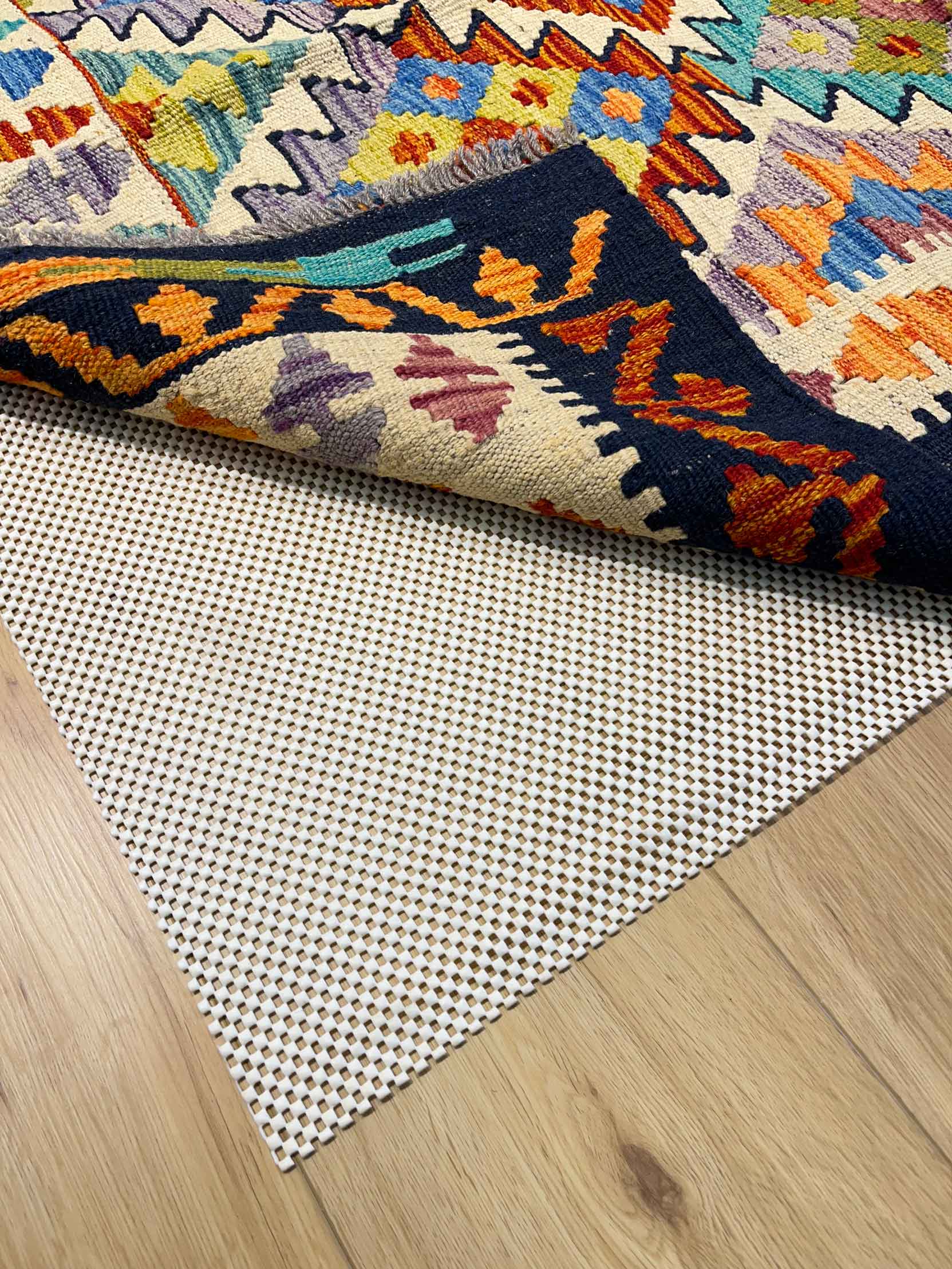 משטח נגד החלקה | ANTI SLIP