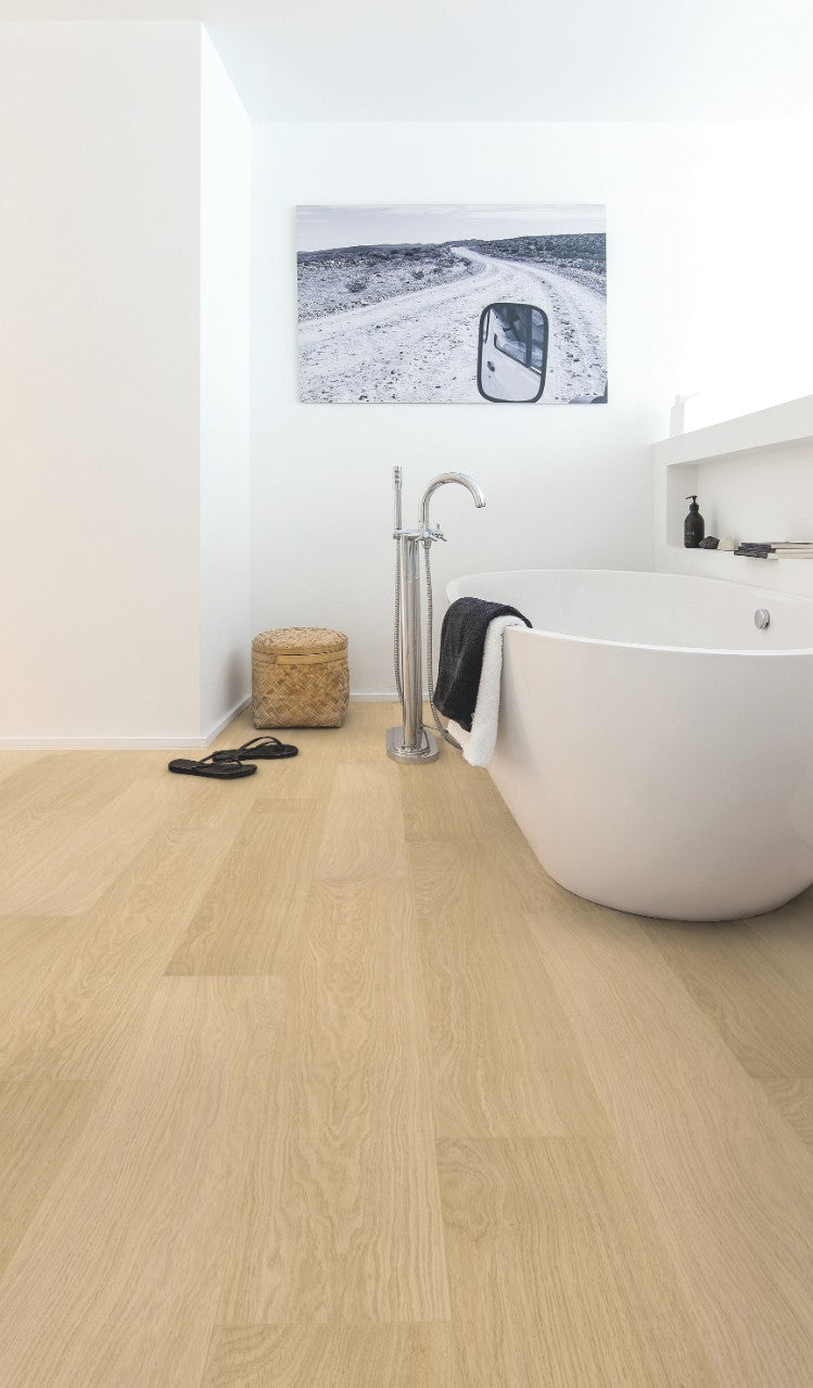 Impressive white varnished oak laminate flooring 3105 Quick step Impressive white varnished