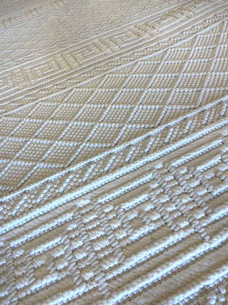 Alton White Carpet 260