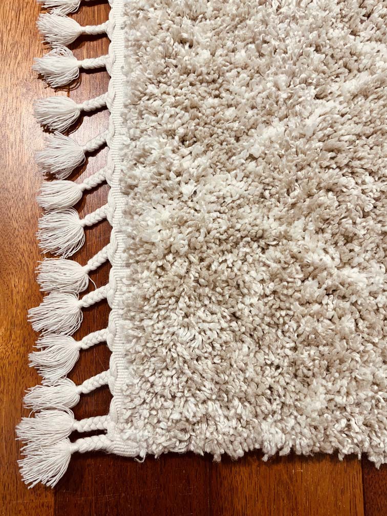 שטיח שאגי ראנר 257 קרם/אפור עם פרנזים