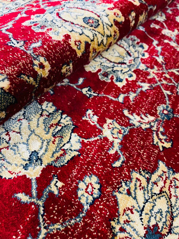 Classic Oval Carpet Red 604