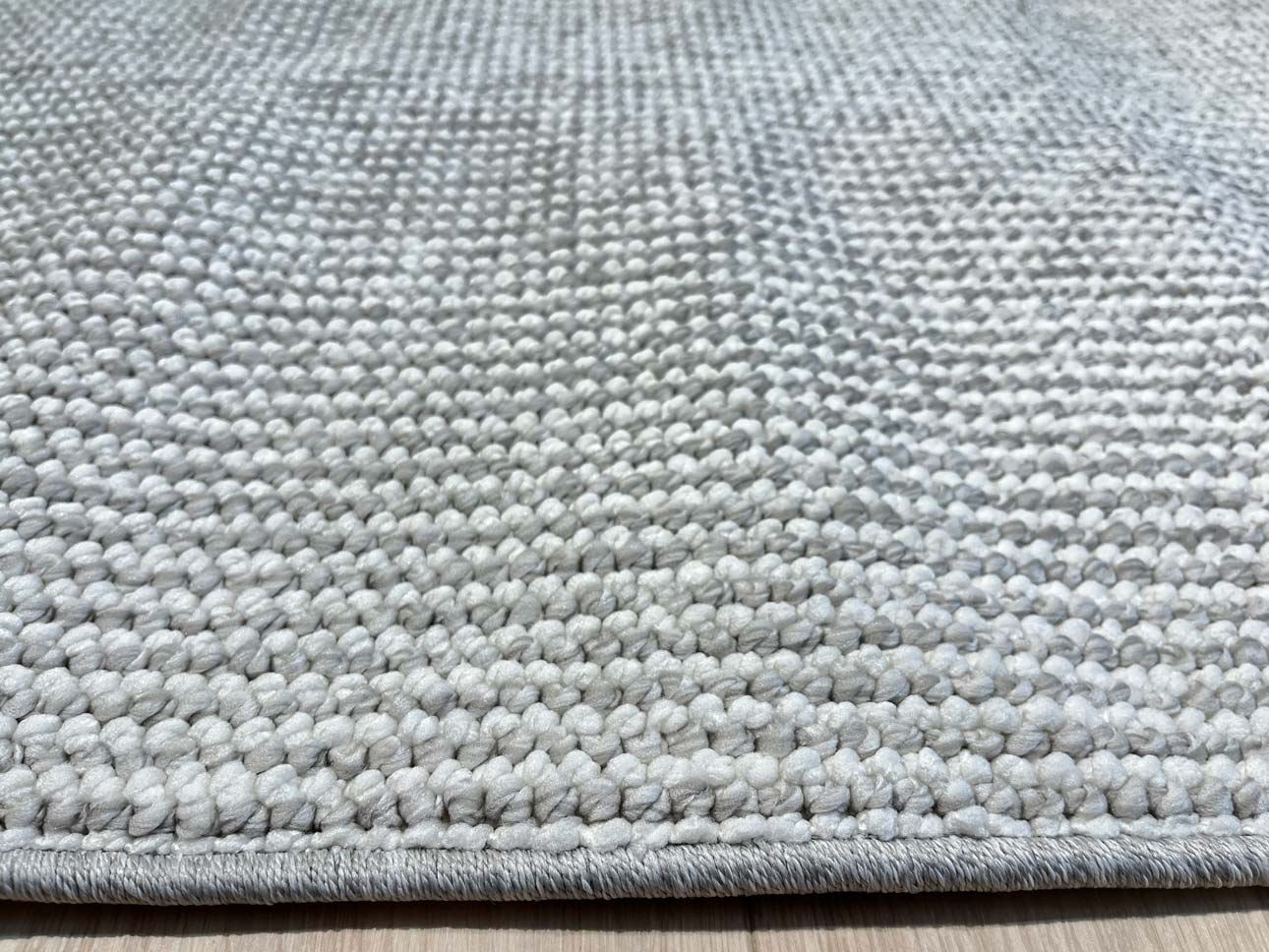 Looped rug 308 white/light gray | CREATION