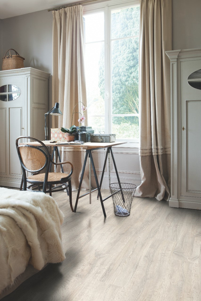 Classic white patina oak laminate flooring 1653 quick step Classic white patina oak