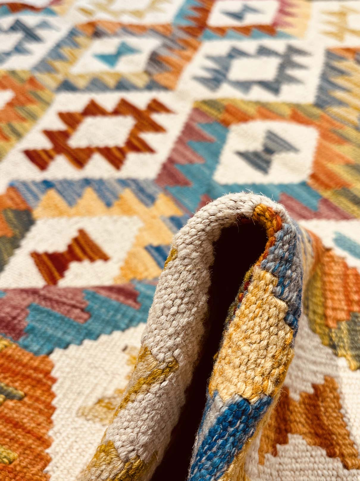 שטיח קילים 670 קרם/צבעוני 296*202 | KILIM