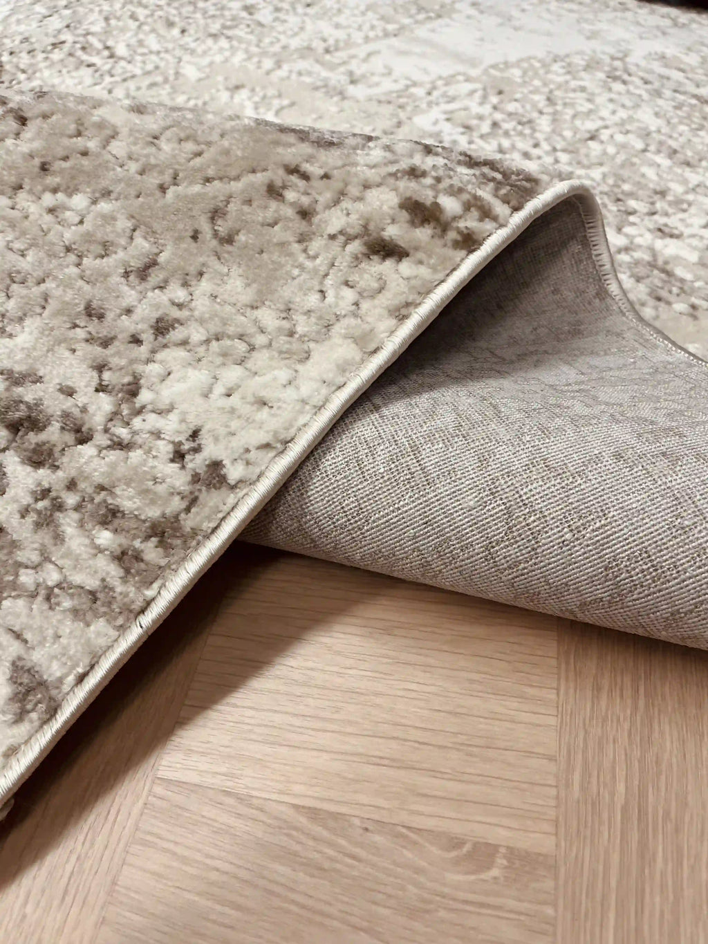 Abstract Rug Luca 100 01 Brown | LUKA – אימפריית השטיחים והפרקטים