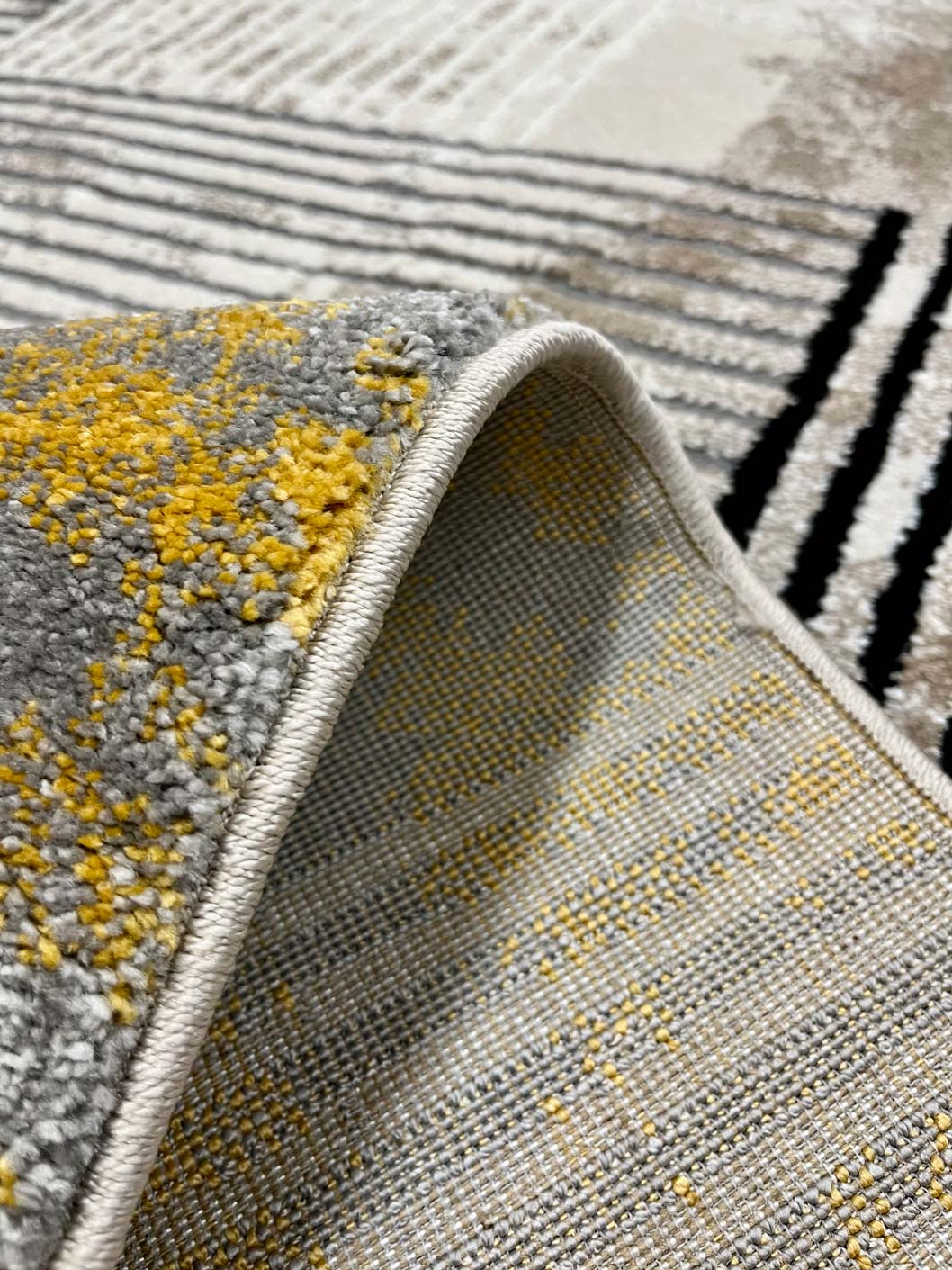 שטיח צ׳ארלי גאומטרי 154