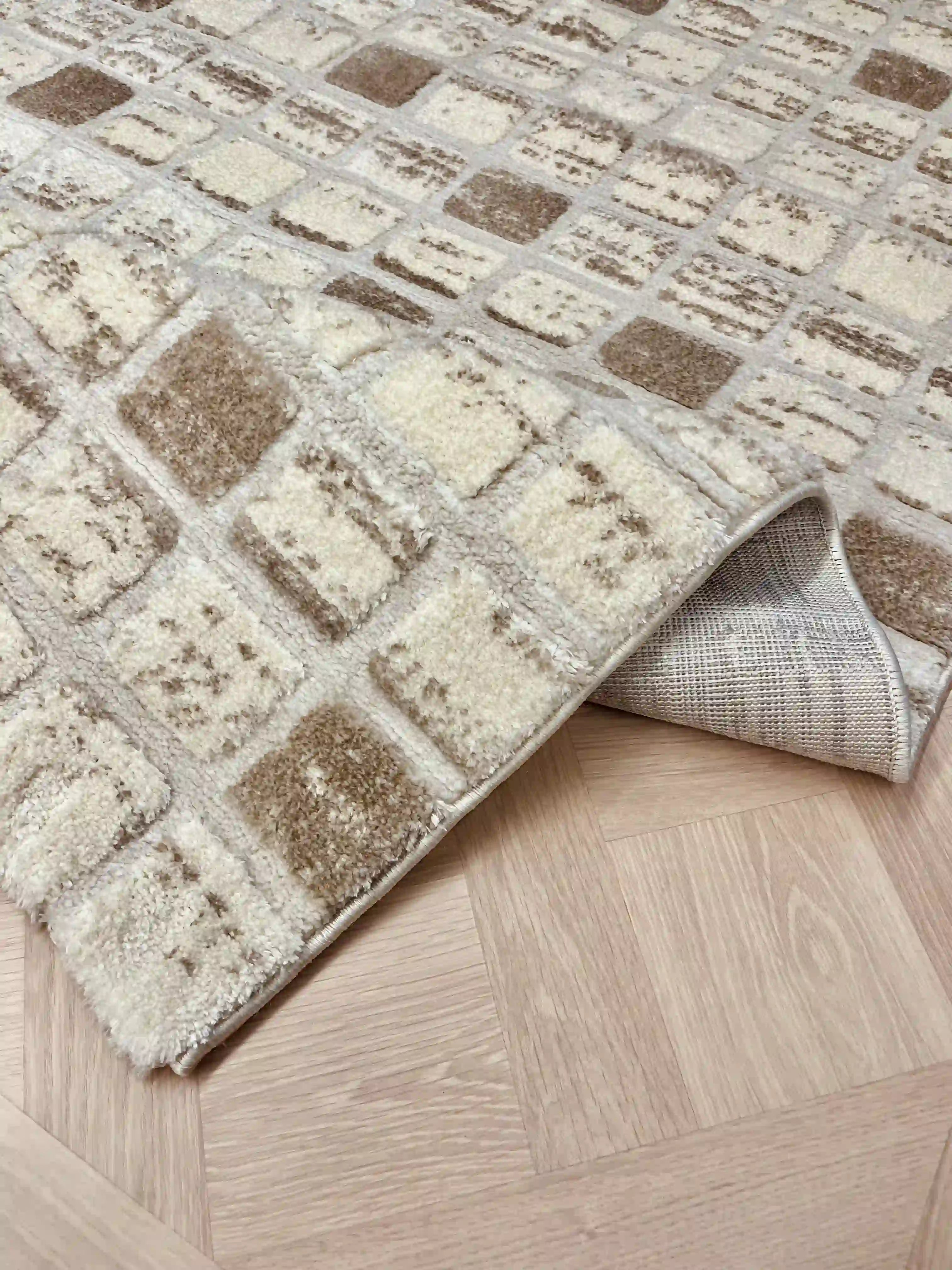 Nordic carpet Serena 317 02 beige | SERENA