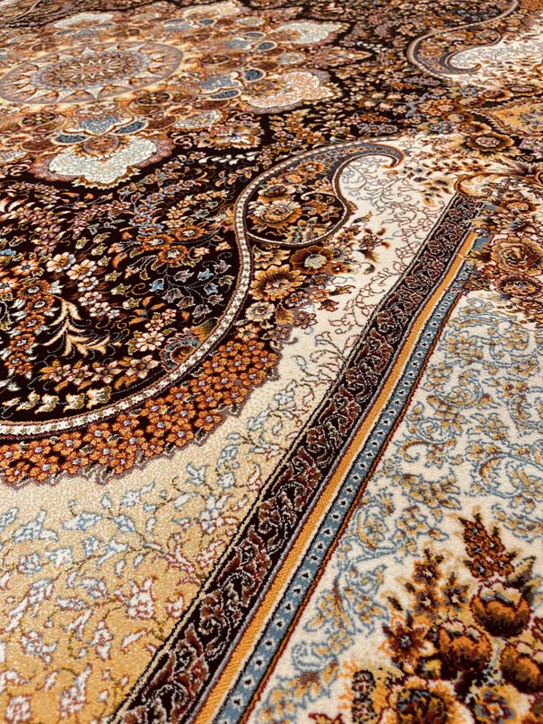 Tehran Carpet 634 Beige/Black | TEHRAN