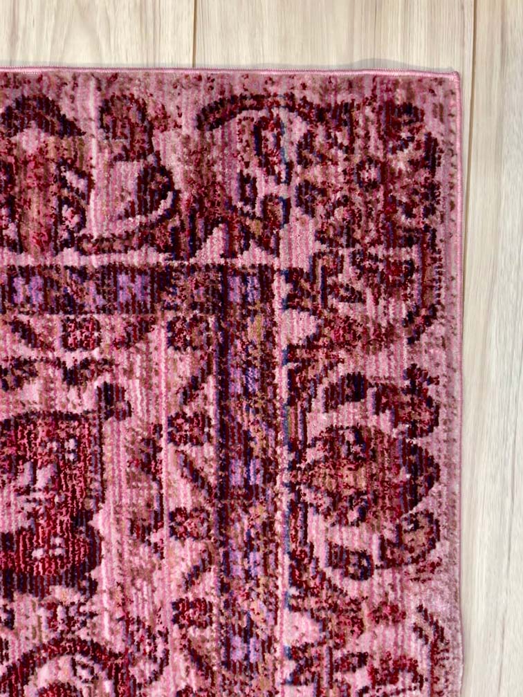 Four Seasons Rug Medallion Red/Pink 427