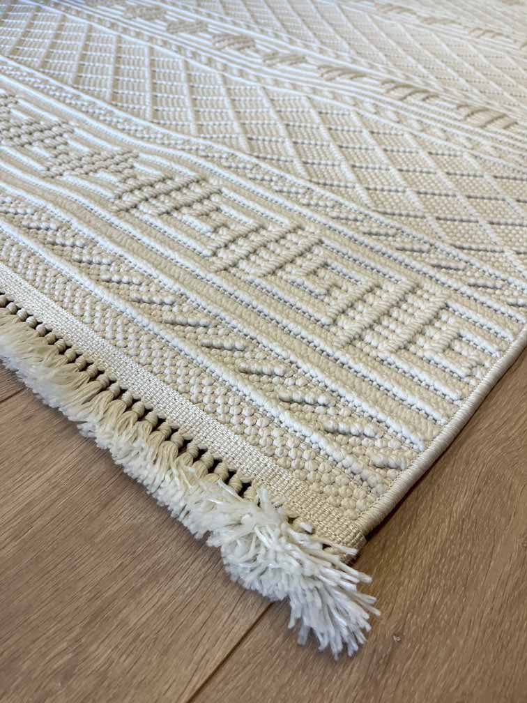 Alton White Carpet 260