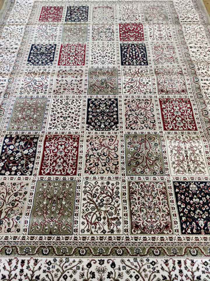 שטיח בחטיאר ירוק 502