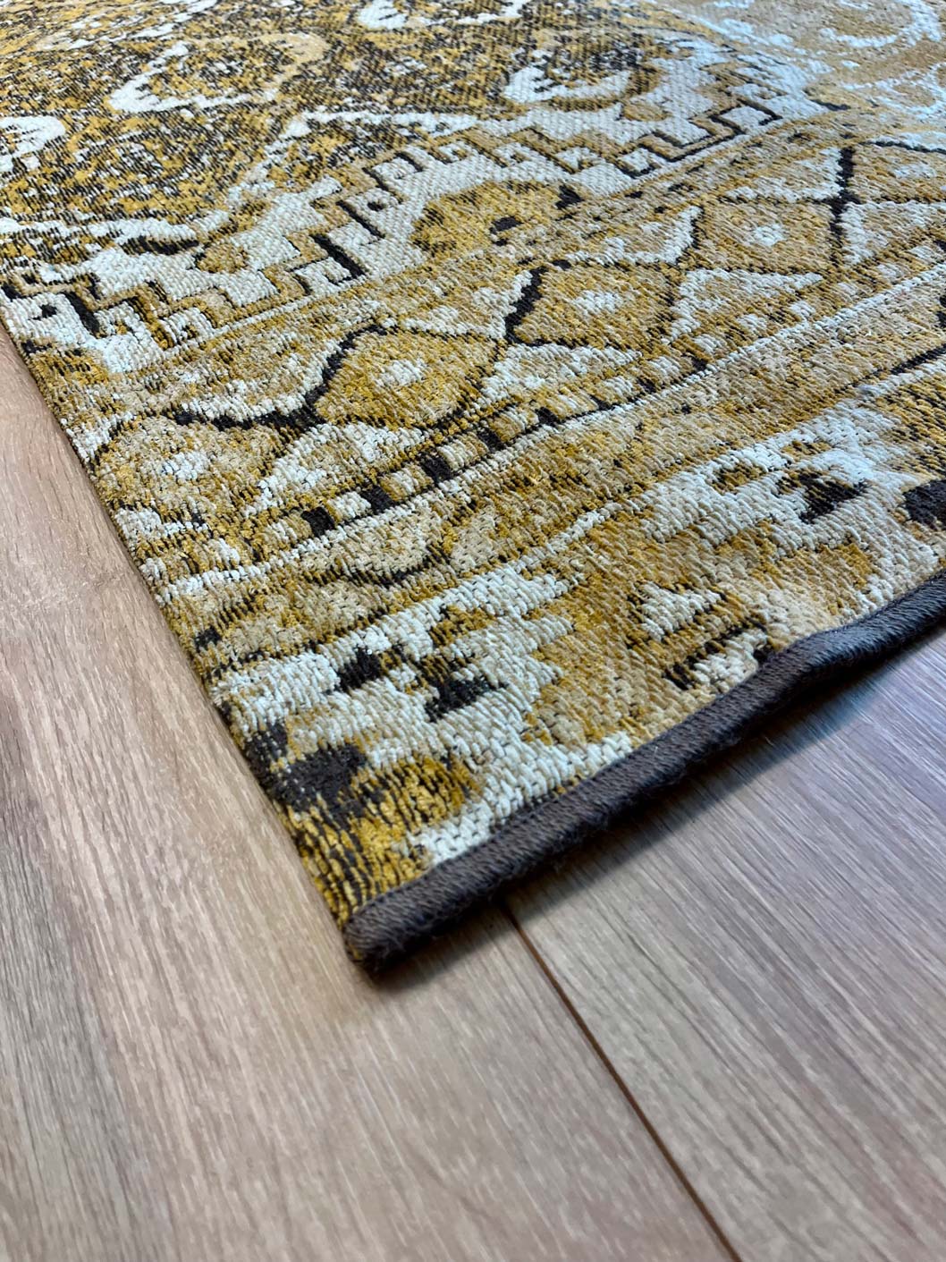 שטיח פאטצ' גולד עתיק 419