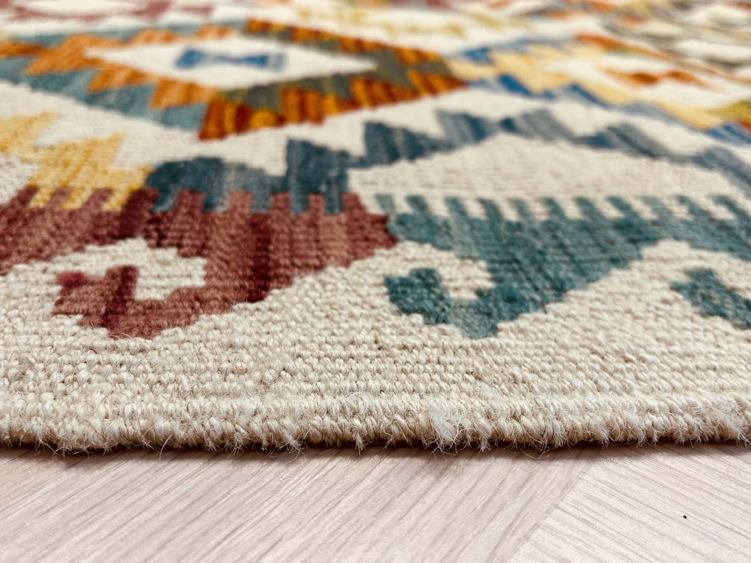 שטיח קילים 670 קרם/צבעוני 296*202 | KILIM