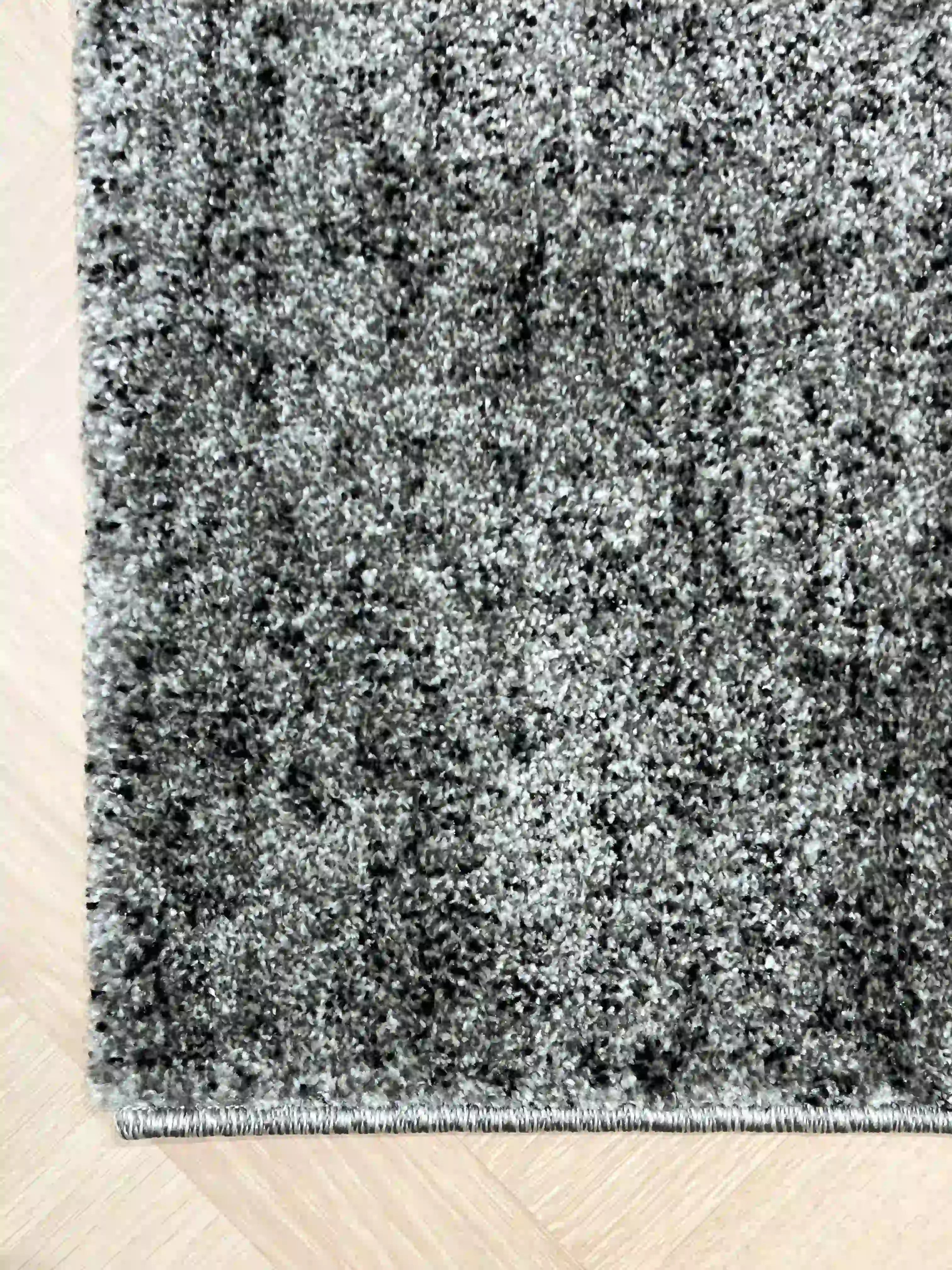 Basic Plain Carpet 456 01 Grey/Black | BASIC