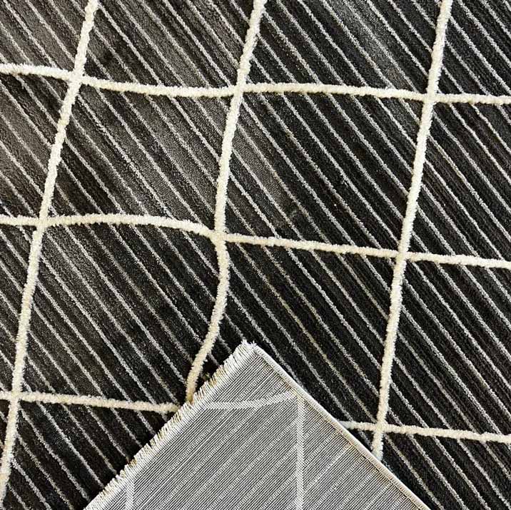 שטיח מדוגם 03