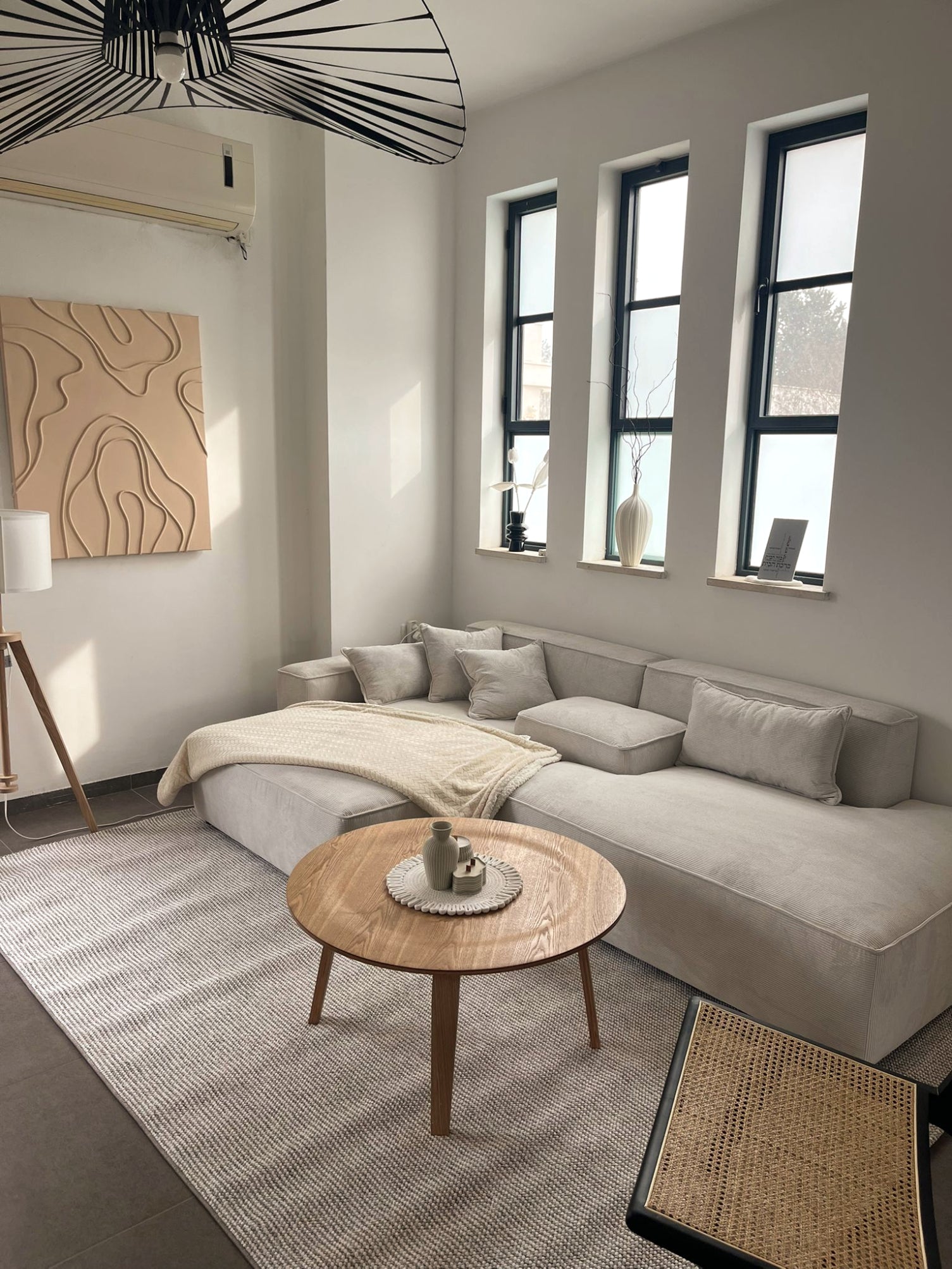 Natural loop pile carpet beige-bleached/white 282 CREATION