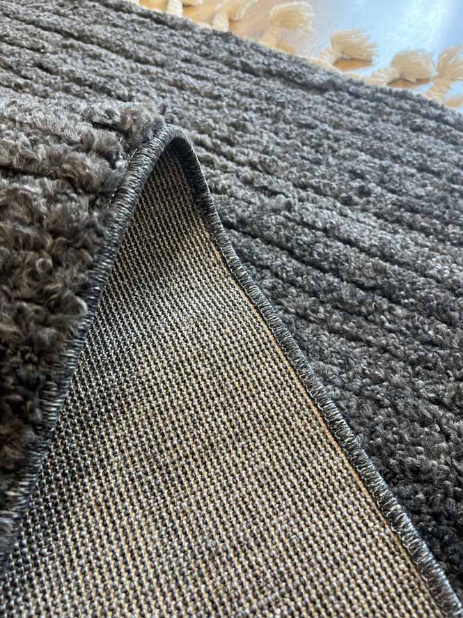 Soft 461 dark gray rug with fringes | SOFT