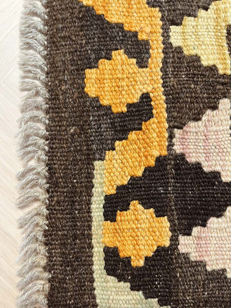 Kilim rug 673 coffee-brown/colorful 297*204 | KILIM