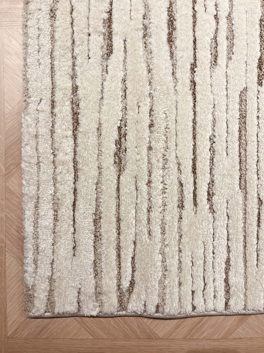 Loren Carpet 28 Cream/Brown | LOREN