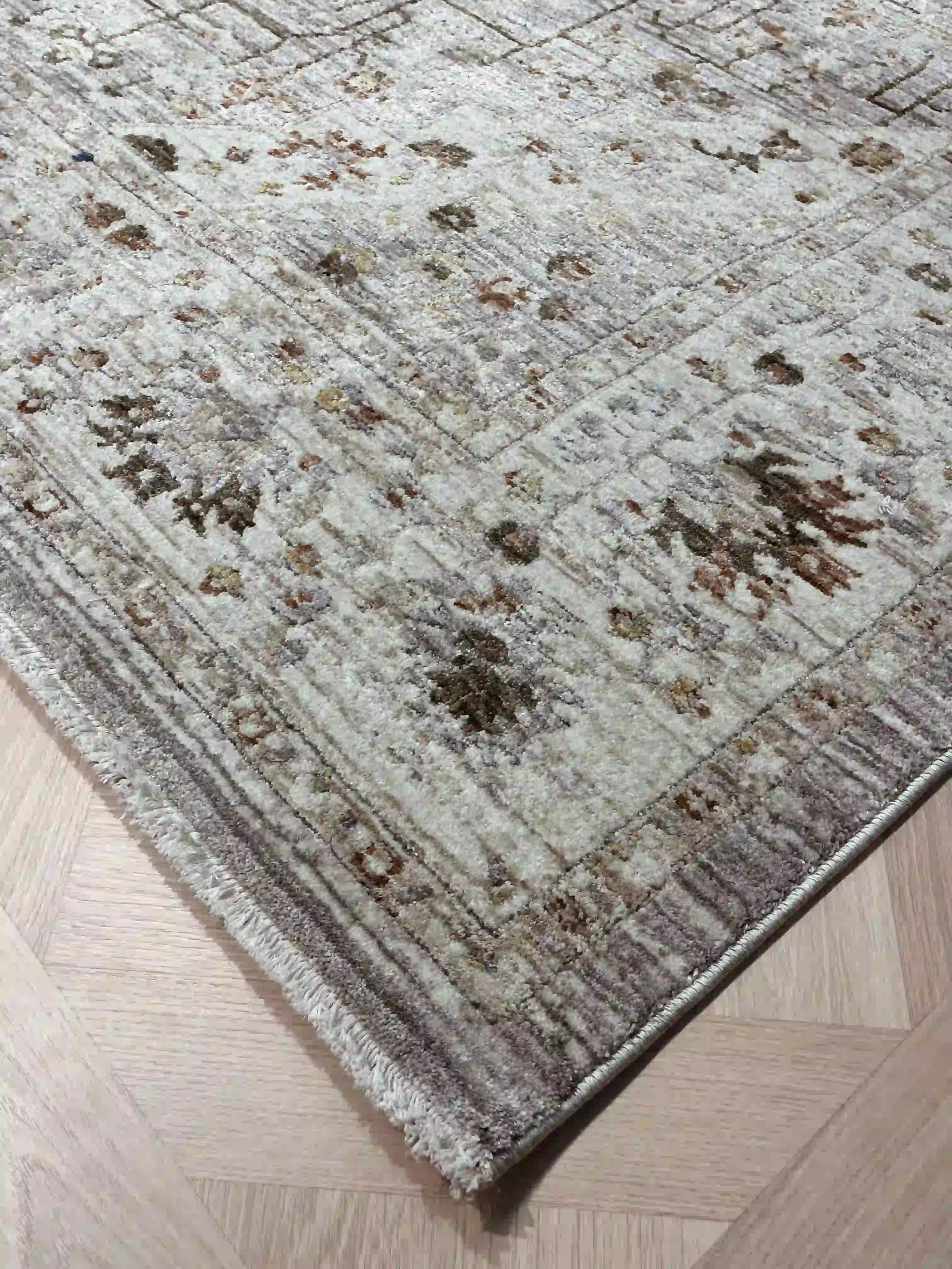Vintage Alfonso Rug 407 01 Colorful ALFENSO