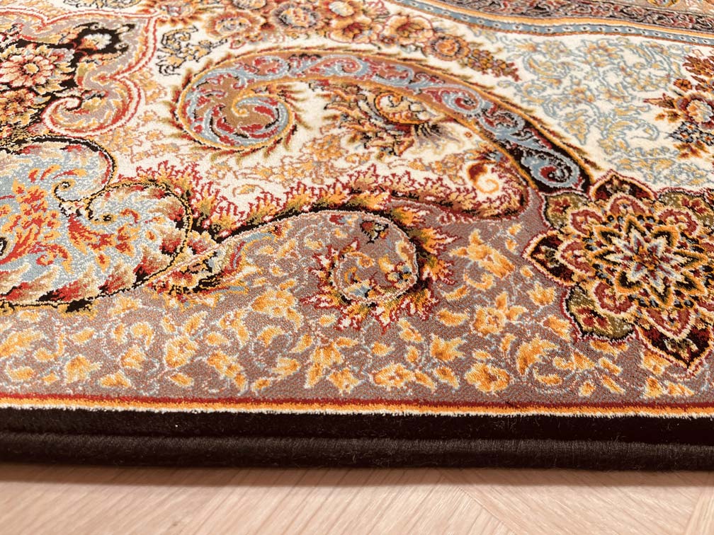 Tehran Carpet 634 Beige/Black | TEHRAN