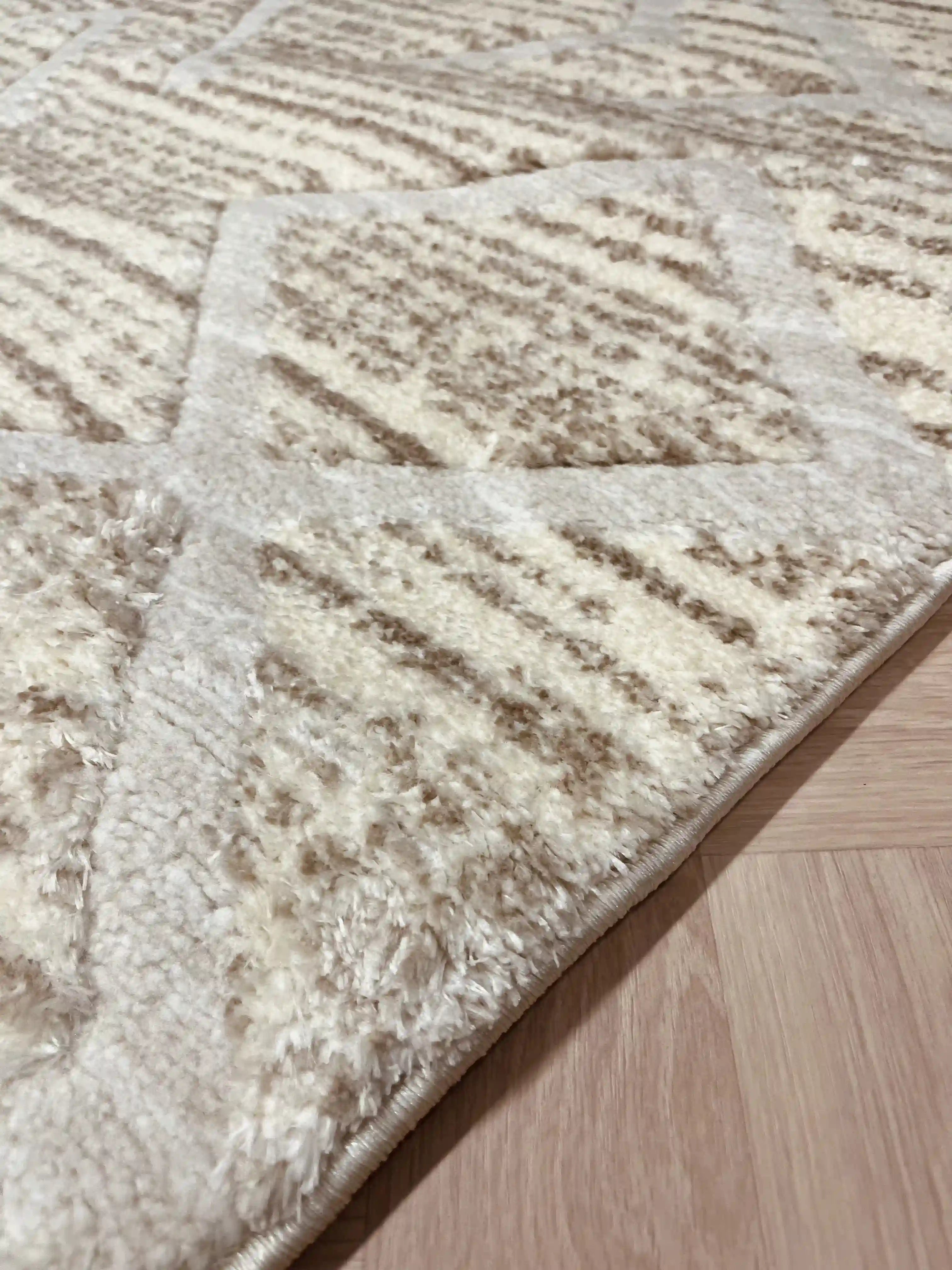 Nordic carpet Serena 317 01 beige | SERENA