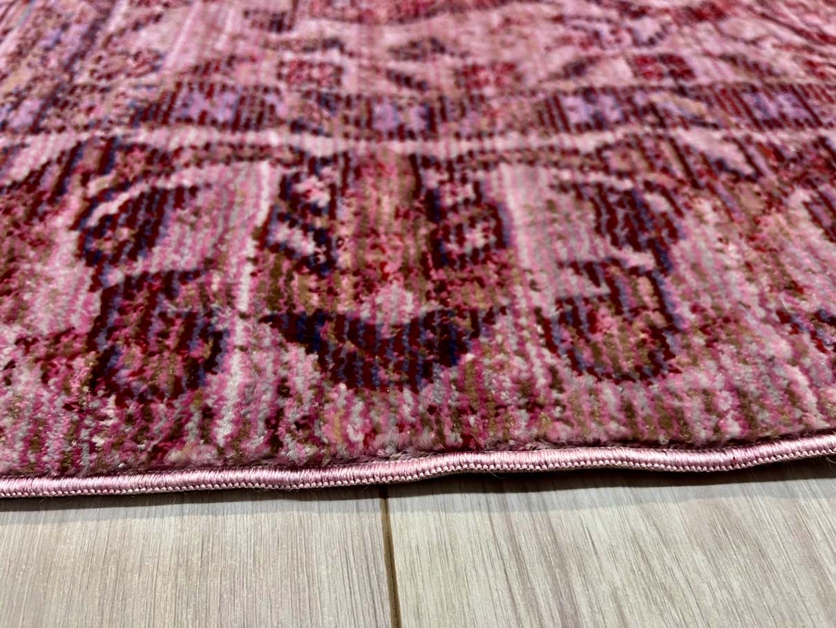 Four Seasons Rug Medallion Red/Pink 427