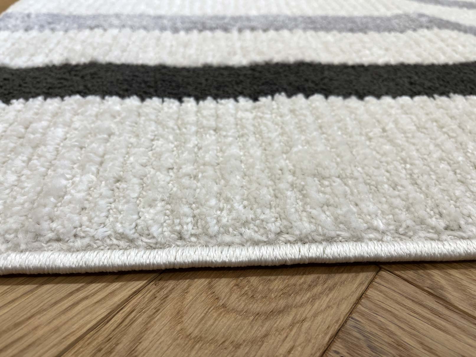 שטיח פנדורה 275 לבן/שחור | Pandora