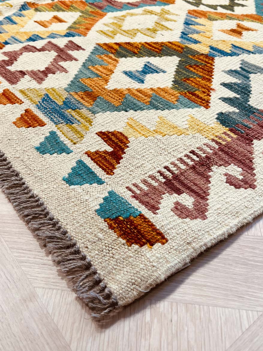 שטיח קילים 670 קרם/צבעוני 296*202 | KILIM