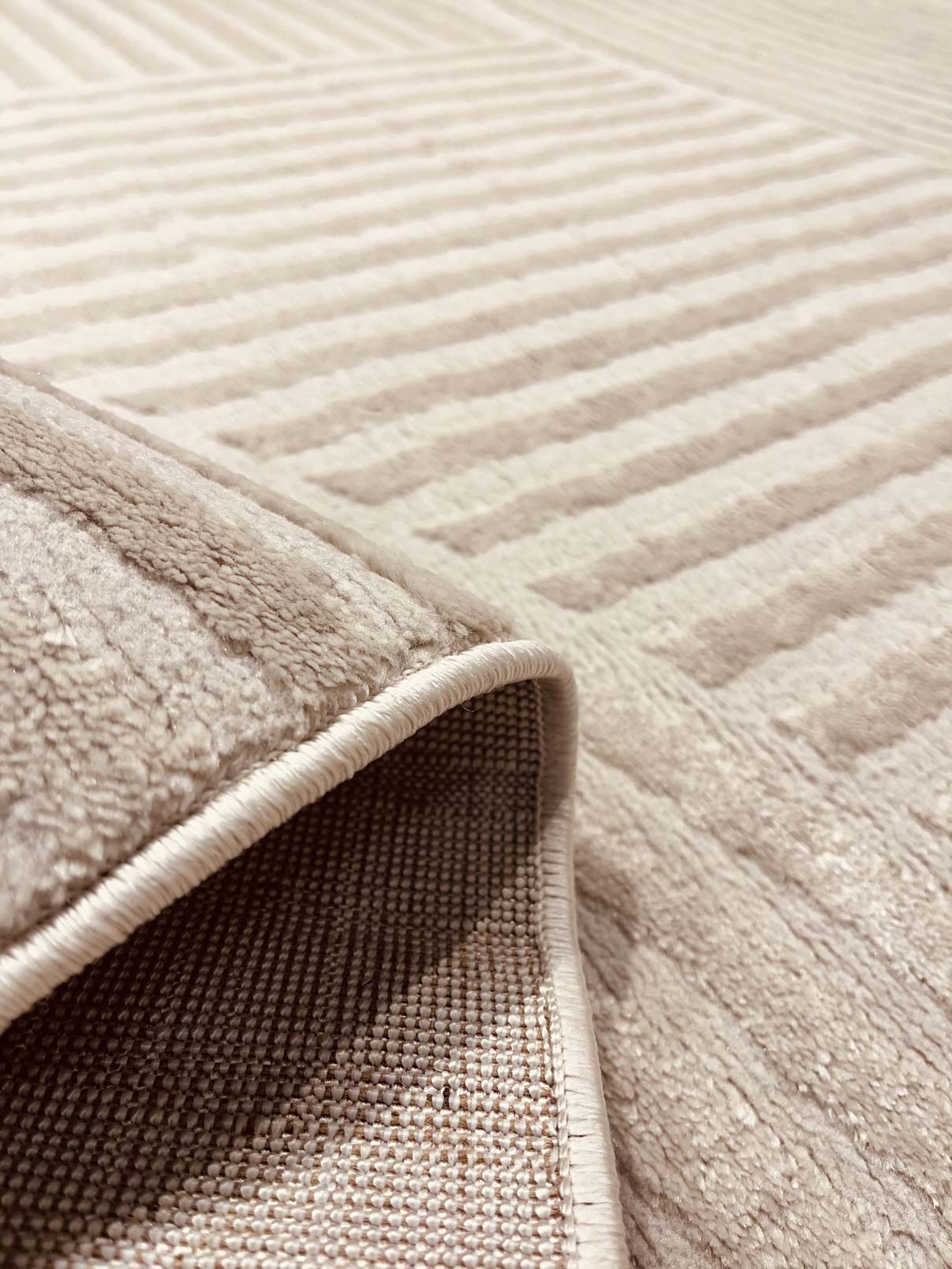 שטיח פרנקה 348 בז' | FRANCA