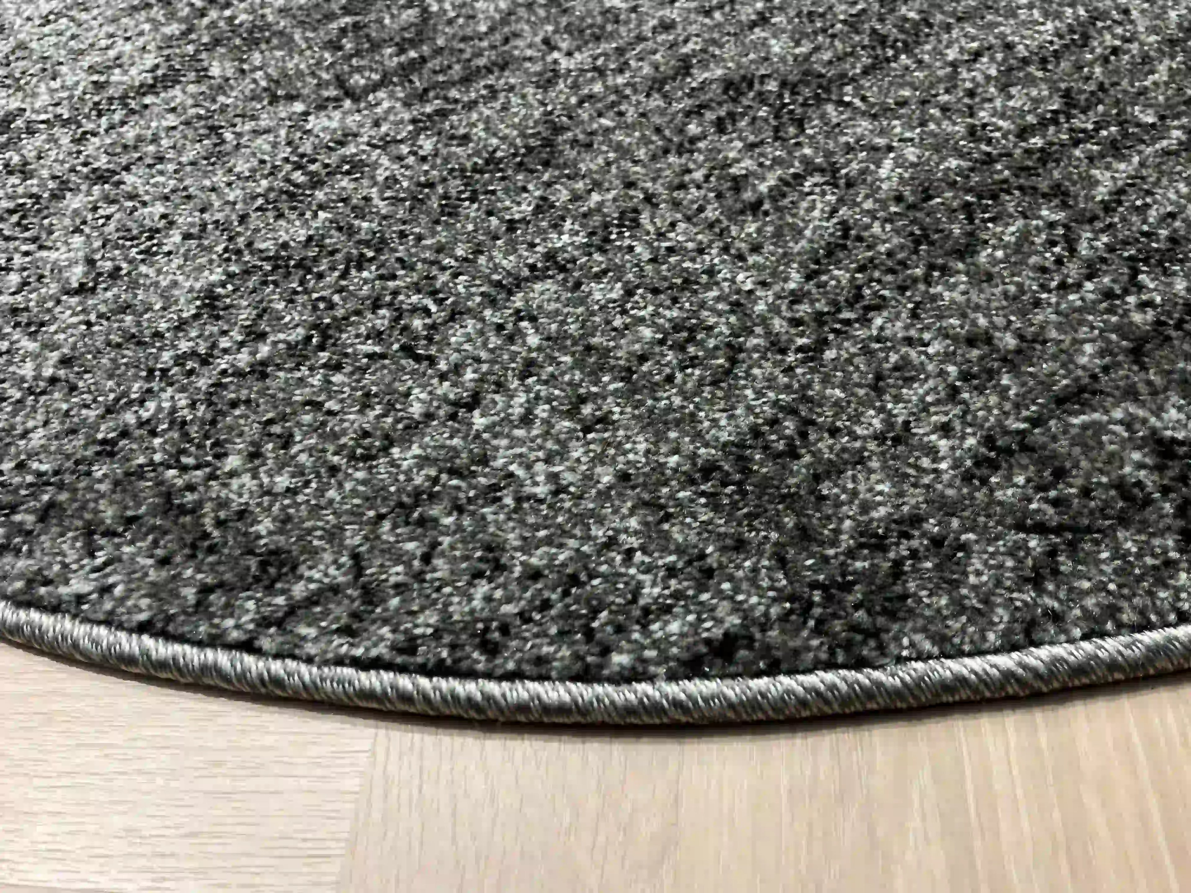 שטיח עגול חלק בייסיק 456 01 אפור/שחור | basic