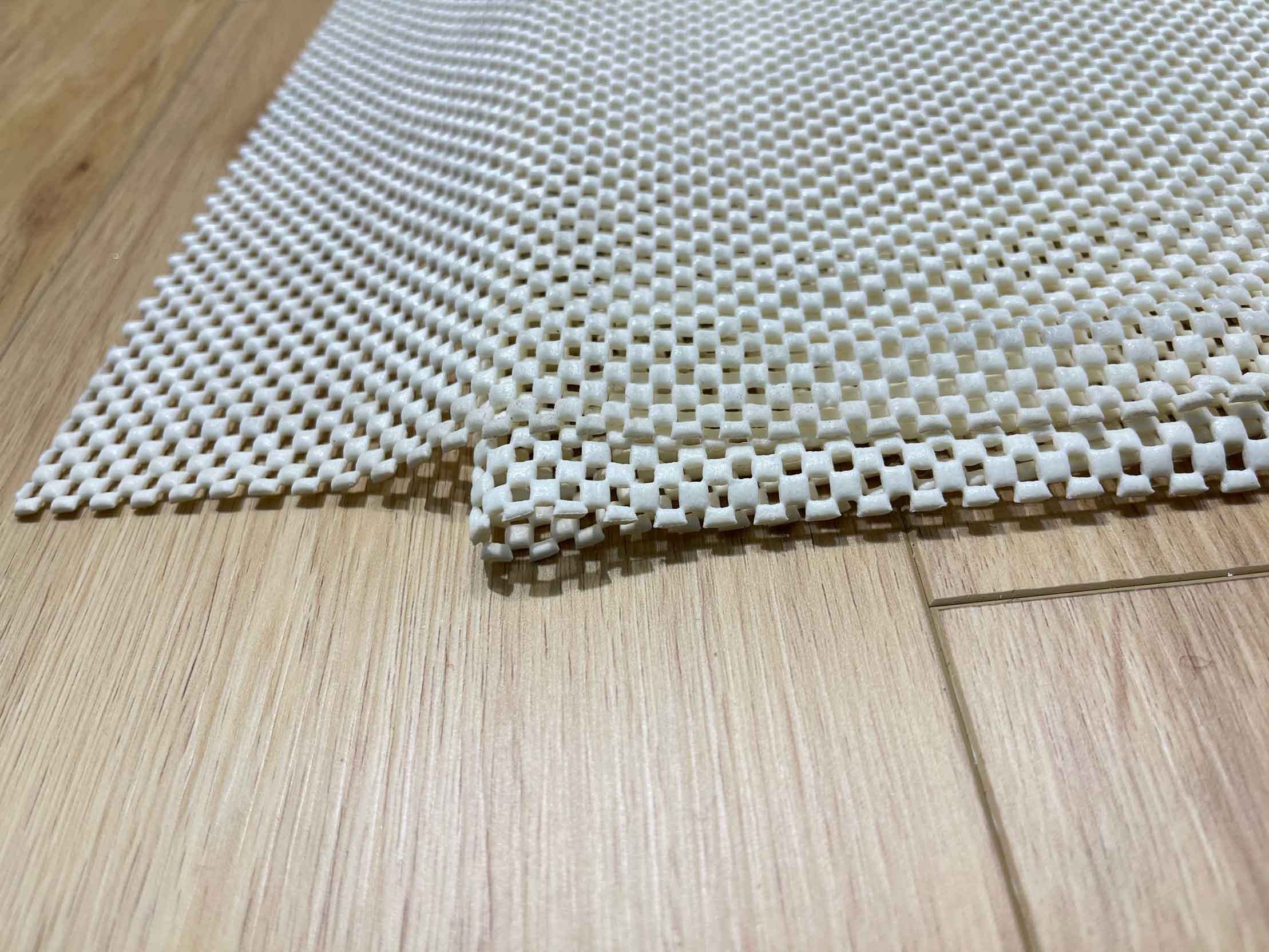 משטח נגד החלקה | ANTI SLIP